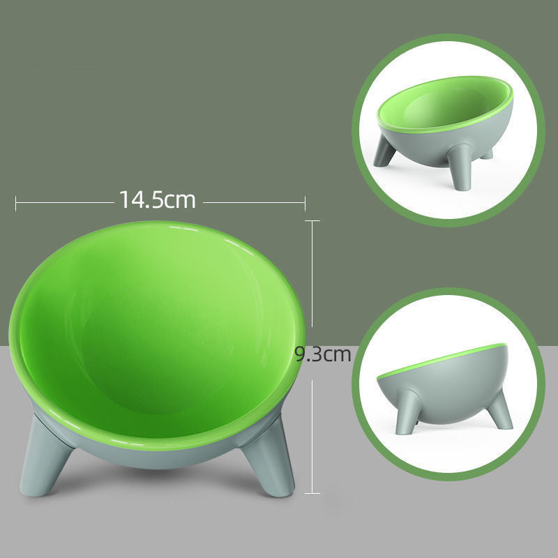 Set a stylish and comfortable table for your cat!