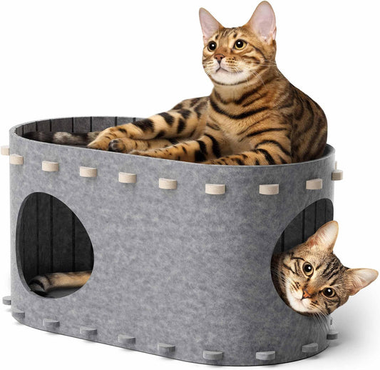 Cat Palace: Balcony, Scratching Post, Peaceful