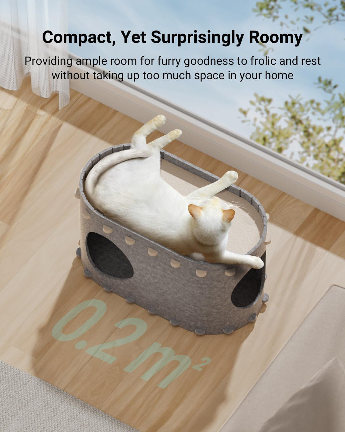 Cat Palace: Balcony, Scratching Post, Peaceful