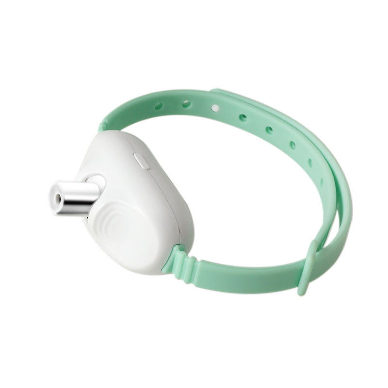 Play Anywhere with the Rechargeable Laser Collar!