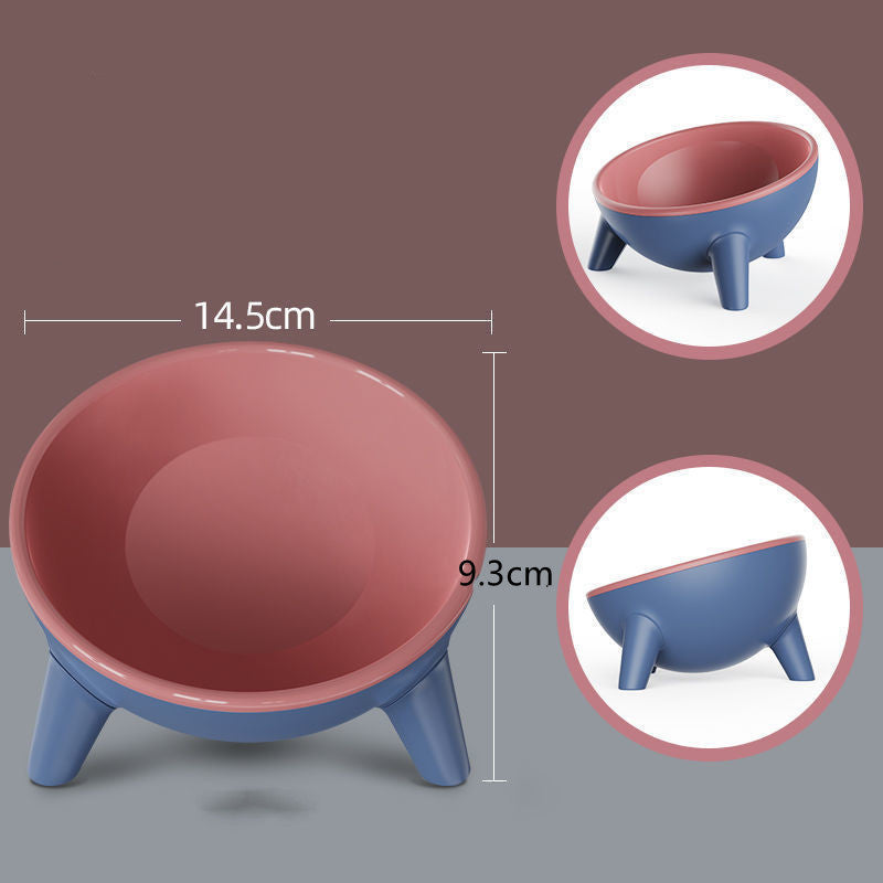 Set a stylish and comfortable table for your cat!